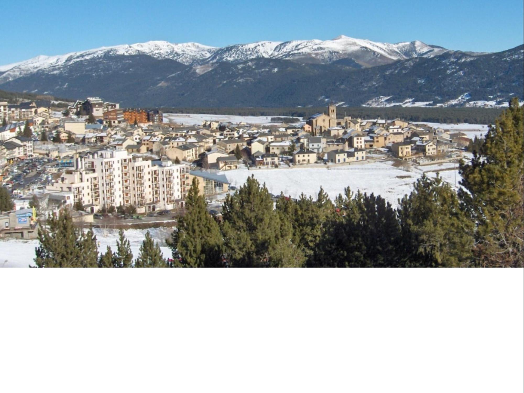 Entre Lacs Et Montagnes Les Angles  Exterior photo