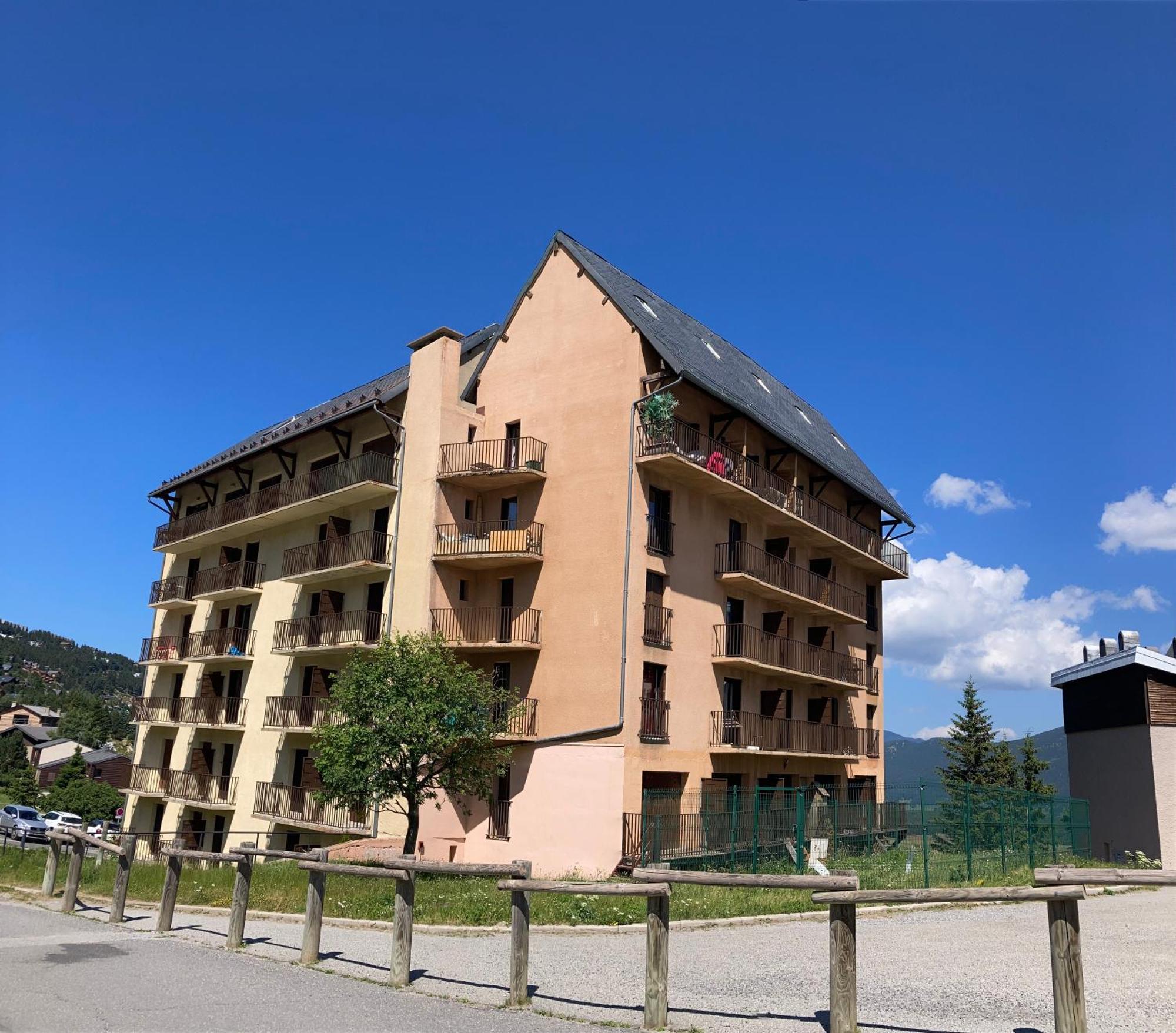 Entre Lacs Et Montagnes Les Angles  Exterior photo