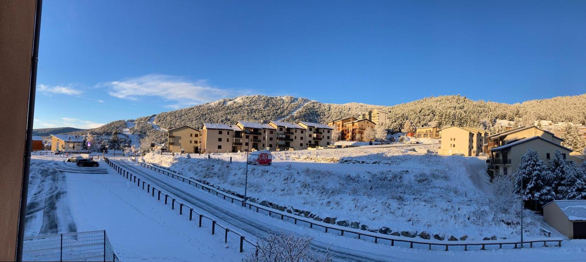 Entre Lacs Et Montagnes Les Angles  Exterior photo